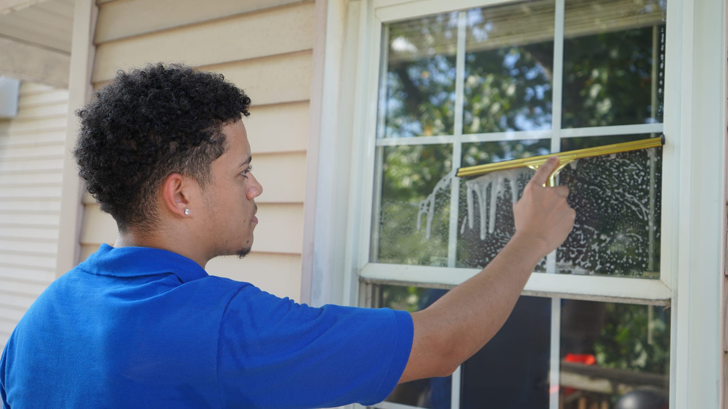 Louie's Window Cleaning